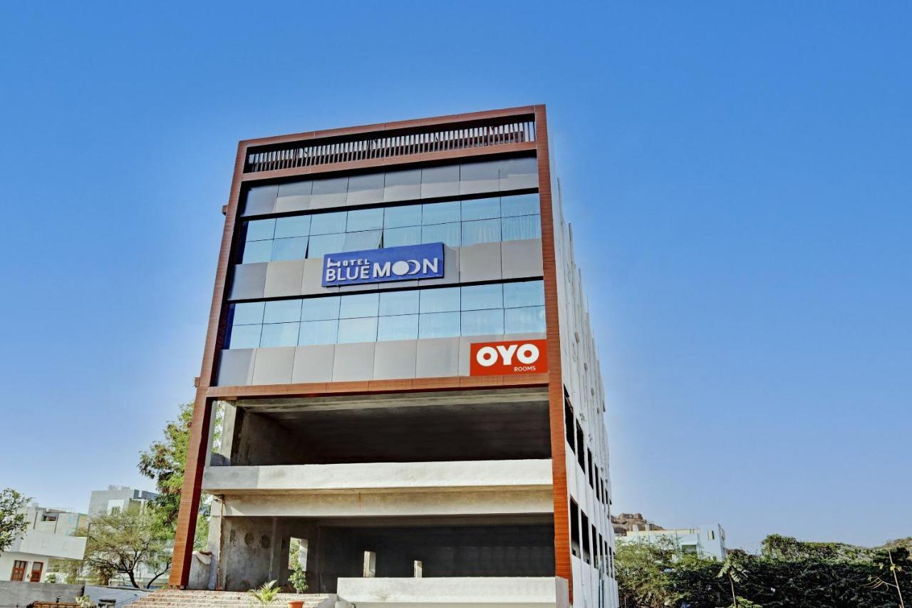 Oyo Flagship Hotel Bluemoon Warangal Exterior photo